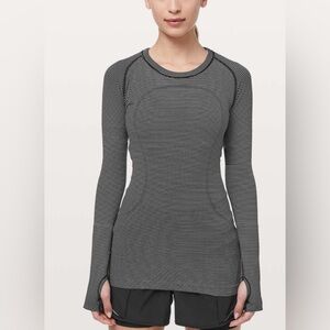 Lululemon Swiftly Tech Long Sleeve Top Size 6 Black White Stripes Active READ